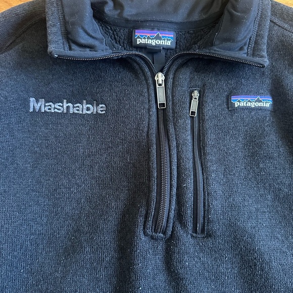 Patagonia Black Sweatshirt Hoodie - Picture 3 of 6